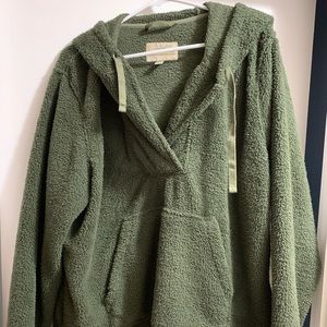 Fuzzy warm hoodie